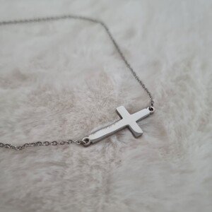 Aranys Ocelový náhrdelník - kříž 01199