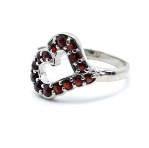Granát Stříbrný prsten srdce s českým granátem Bolia, 58, Rhodiování 04376